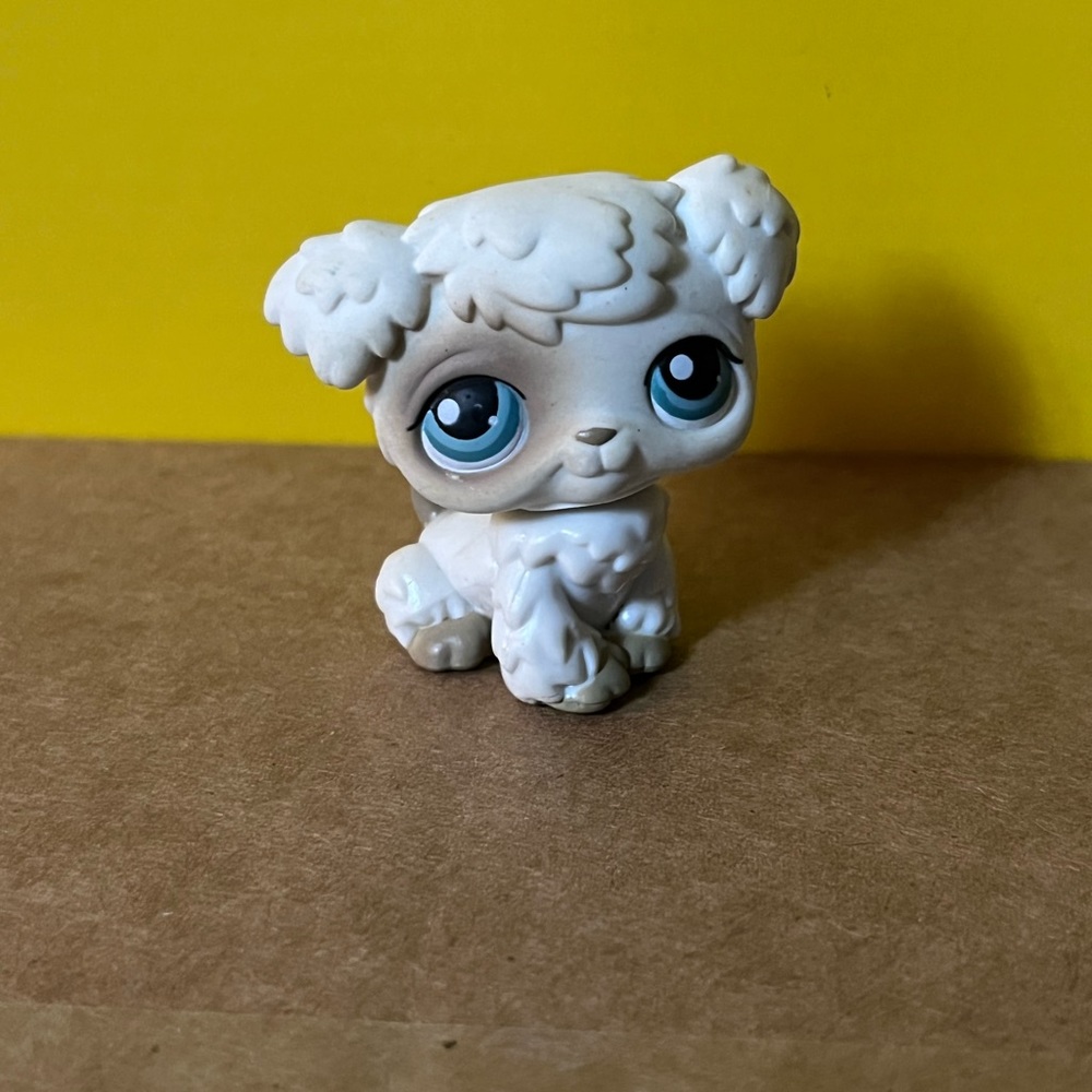 Littlest pet shop #204